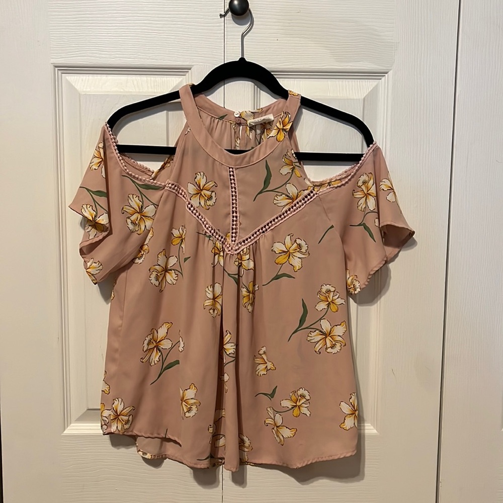Pink with Yellow Daffodils Chiffon Tank size S